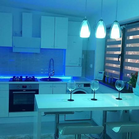 Smart Home Lux Яссы Экстерьер фото