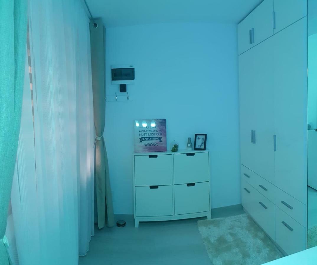 Smart Home Lux Яссы Экстерьер фото