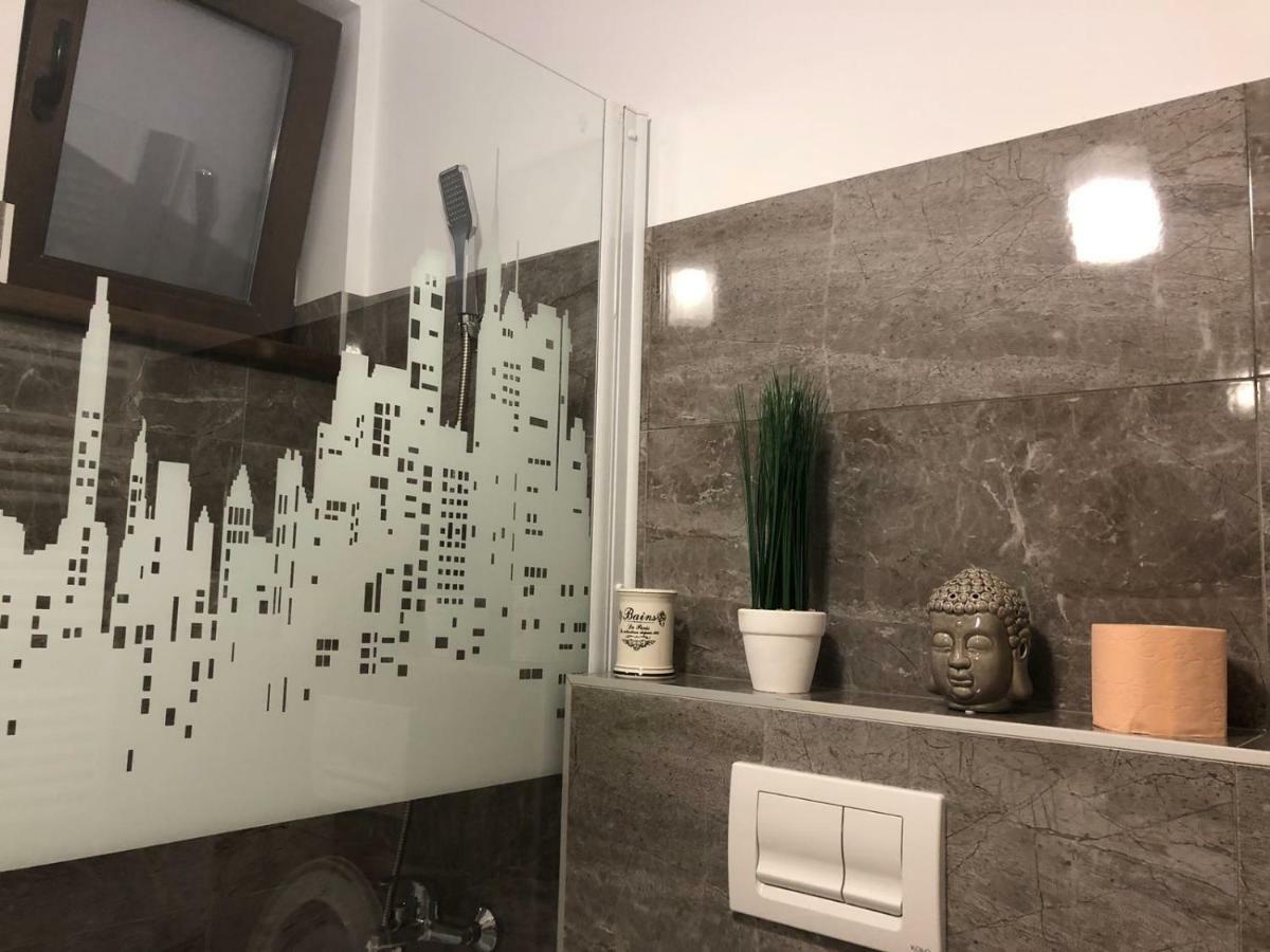 Smart Home Lux Яссы Экстерьер фото